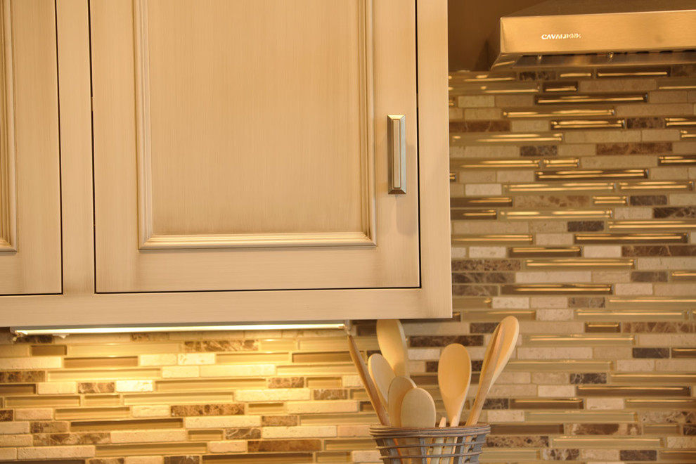 Olentangy Falls ~ Delaware, OH - Traditional - Kitchen - Columbus - by