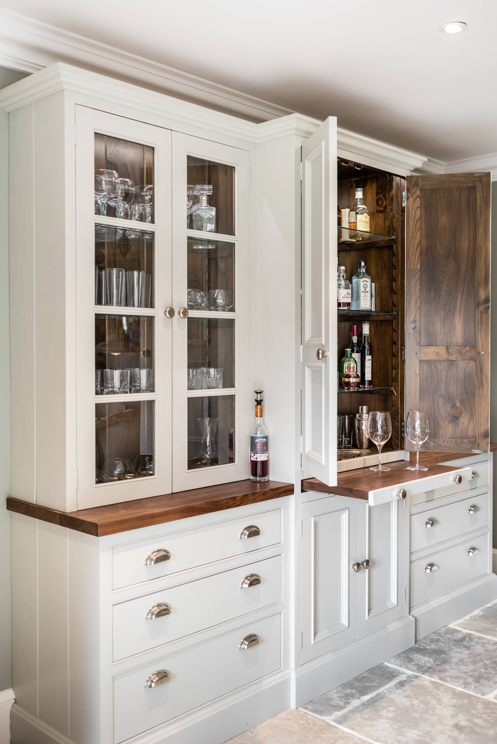 Built in kitchen dresser outlet