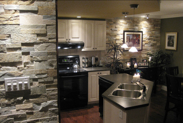 Open Kitchen with Natural Stone Traditional Kitchen Charlotte Open Kitchen with Natural Stone Traditional Kitchen Charlotte