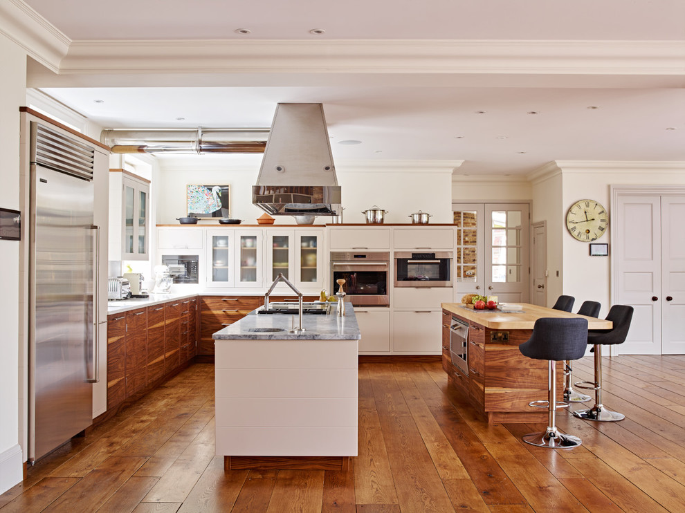 Open-plan kitchen with breakfast bar - Modern - Kitchen - London - by ...