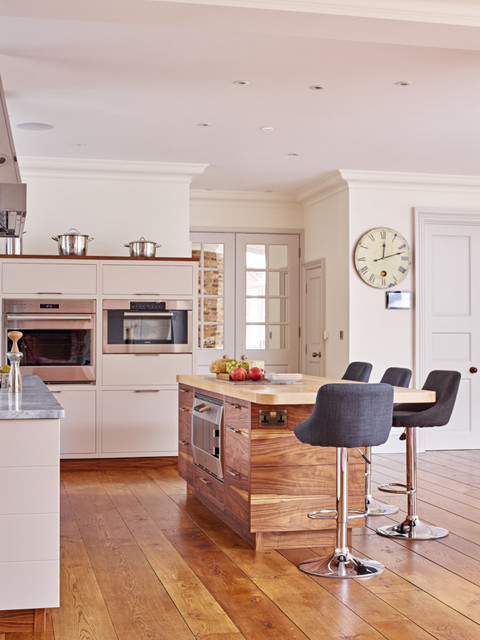Open-plan kitchen with breakfast bar - Modern - Kitchen - London - by ...