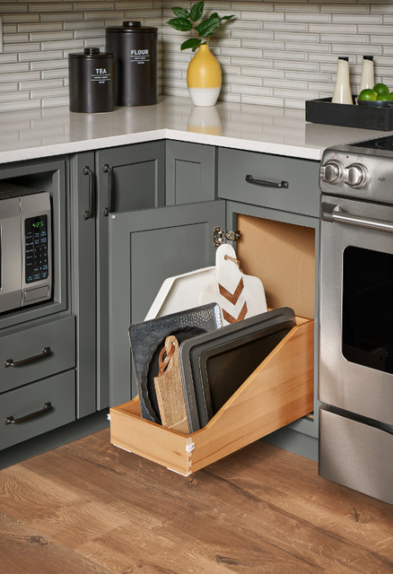 https://st.hzcdn.com/simgs/pictures/kitchens/organization-shenandoah-cabinetry-img~50c1ad8e0bc0eac5_4-2560-1-9839e2a.jpg