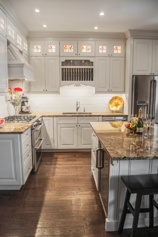 Ottawa Traditional Kitchen with Island Traditional Kitchen Ottawa