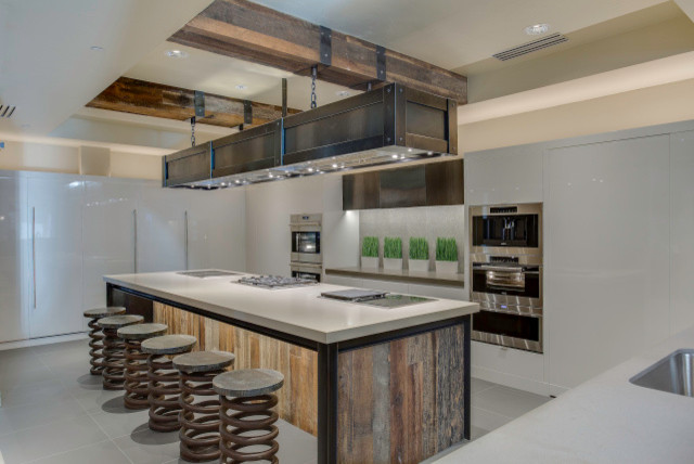 Kitchen - contemporary kitchen idea in Salt Lake City