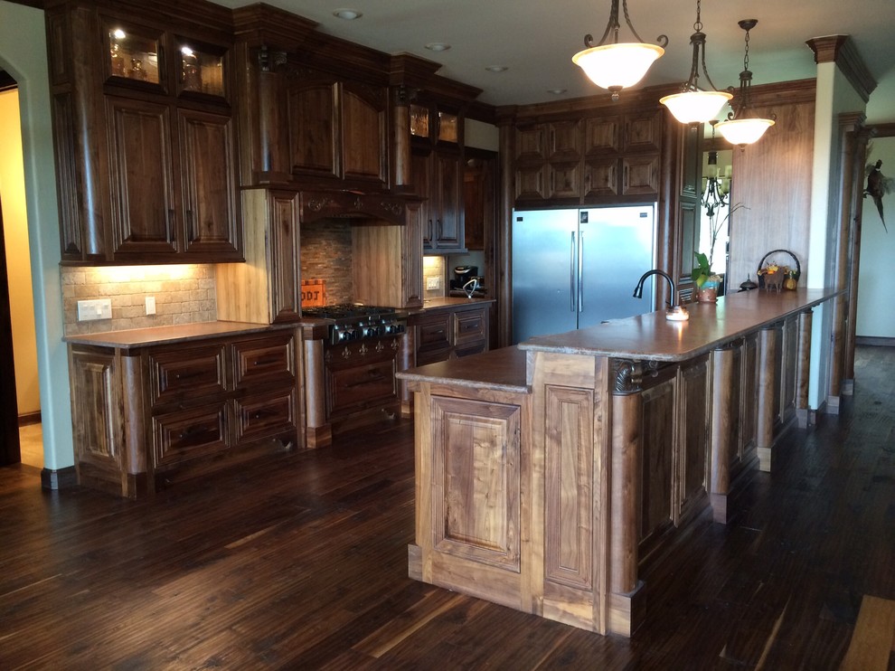Inspiration for a rustic kitchen remodel in Dallas