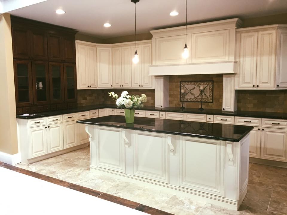 Our Portfolio Traditional Kitchen Atlanta by Woodstone