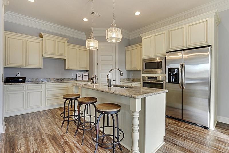 Our Work Traditional Kitchen New Orleans by ProSelect Design