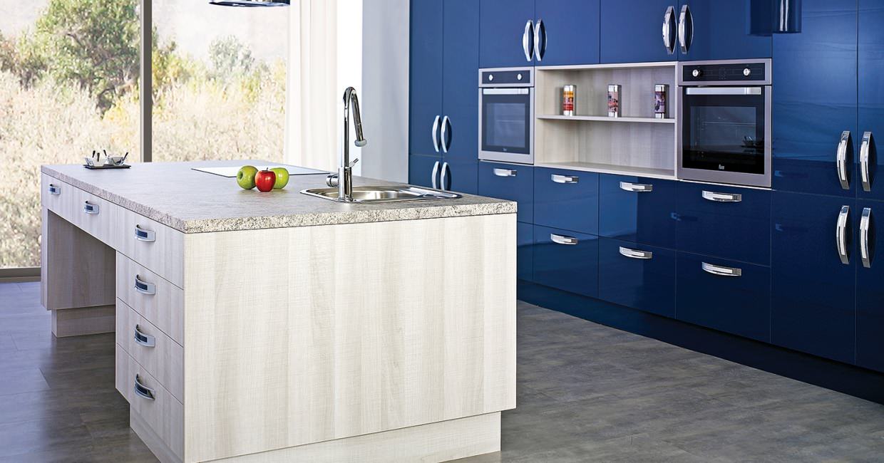 20 Modern Blue Kitchen Cabinet Ideas That Are Trendproof