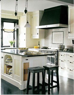 Black Range Hood - Photos & Ideas