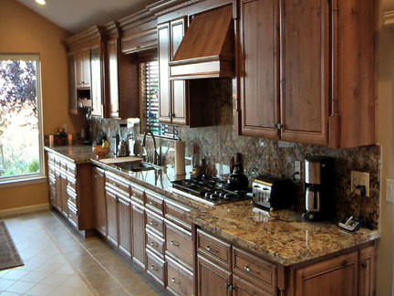 Kitchen photo in San Luis Obispo
