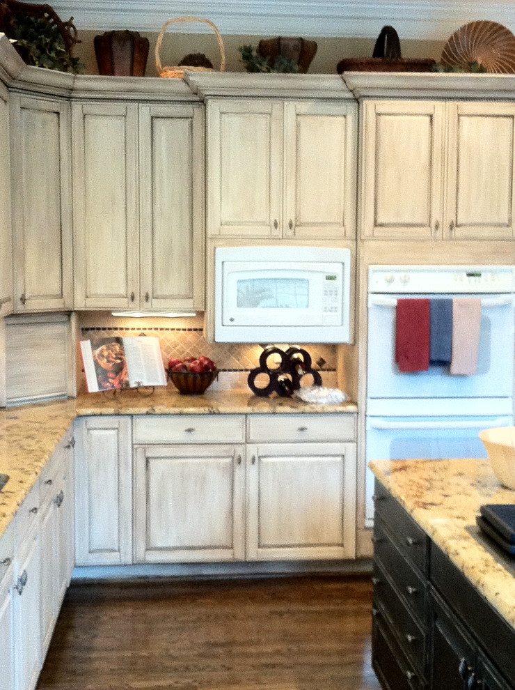 Example of a classic kitchen design in Nashville