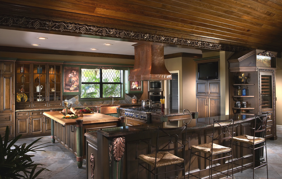 Photo of an expansive classic kitchen in Miami.
