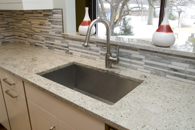 Match made in heaven: perfect countertop-backsplash pairings