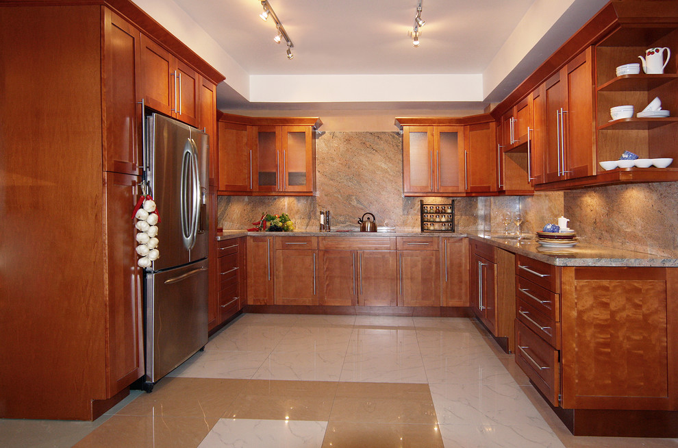 Panda Kitchens Clásico Cocina Miami de Panda Kitchen and Bath