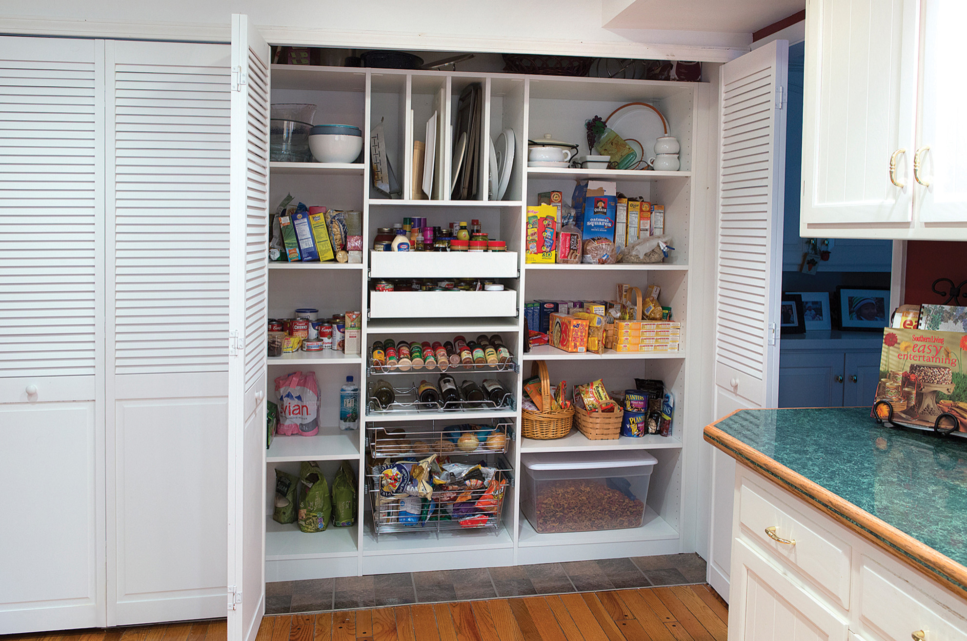 17 Smart Kitchen Storage Ideas You'll Want to Try ASAP  Kitchen pantry  design, Spacious kitchens, Pantry design