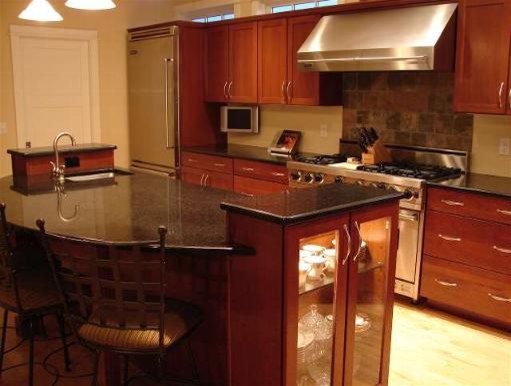 Example of a trendy kitchen design in Milwaukee
