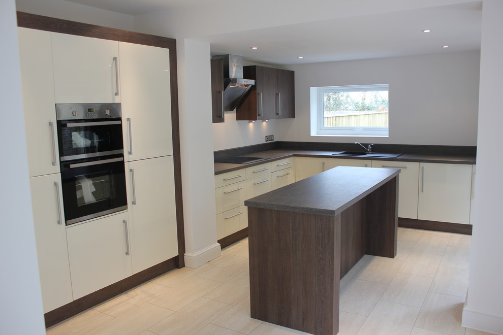 Parkstone Cream & Avola Grey Contemporary Kitchen Dorset by