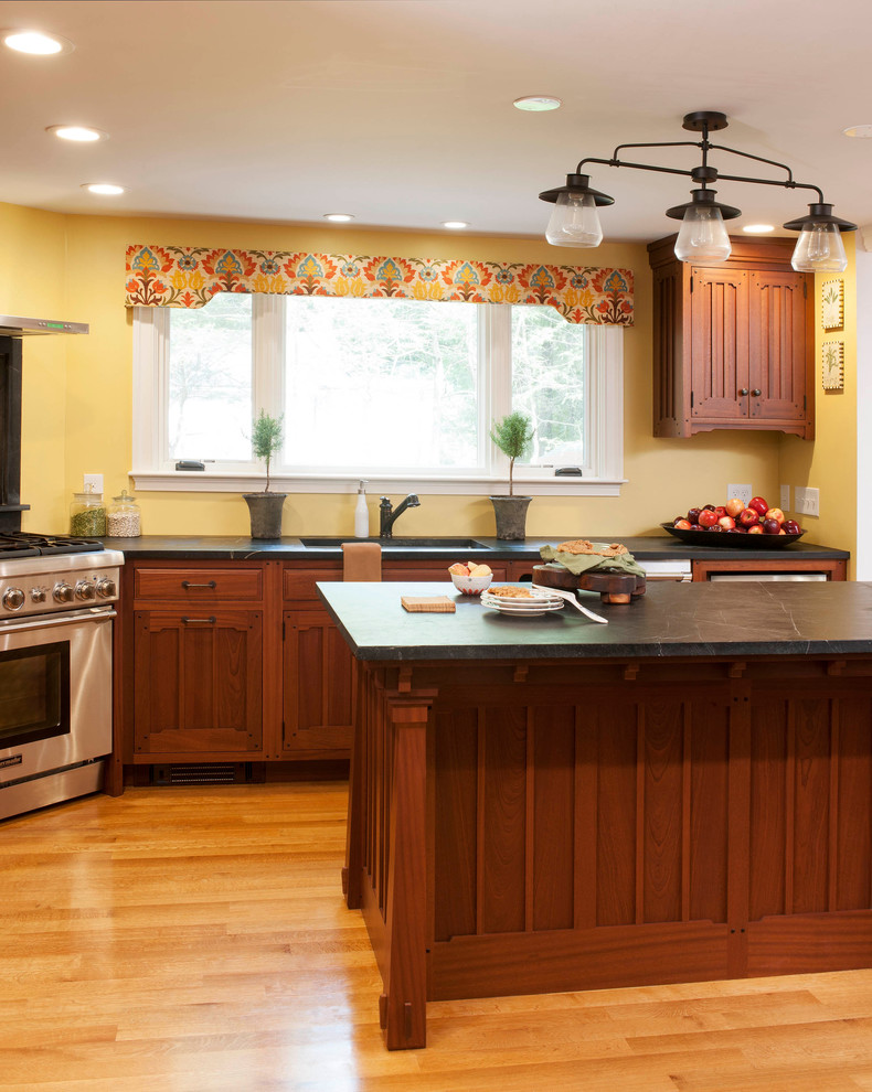 Pasadena Arts & Crafts Custom Kitchen Craftsman Kitchen