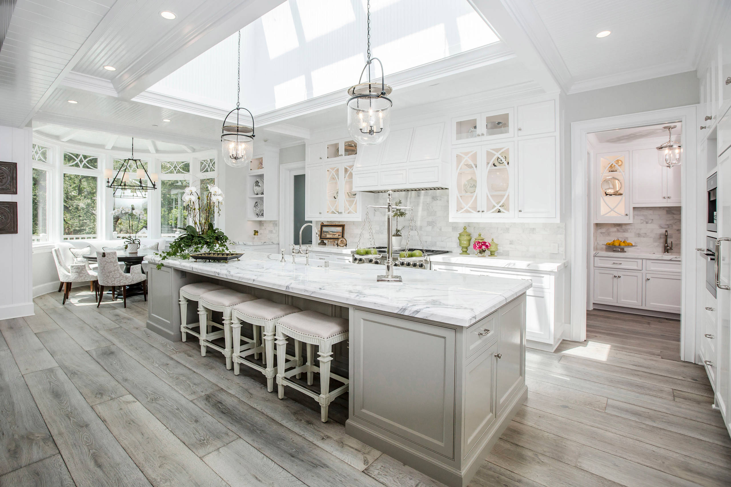 75 French Country White Kitchen Ideas You'll Love - January, 2024