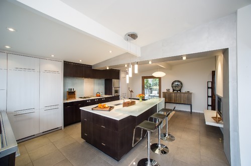 PentalQuartz countertops in a contemporary kitchen