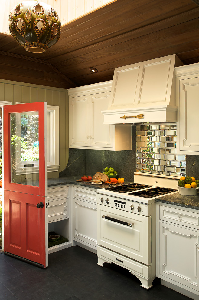 Mountain style kitchen photo in Los Angeles