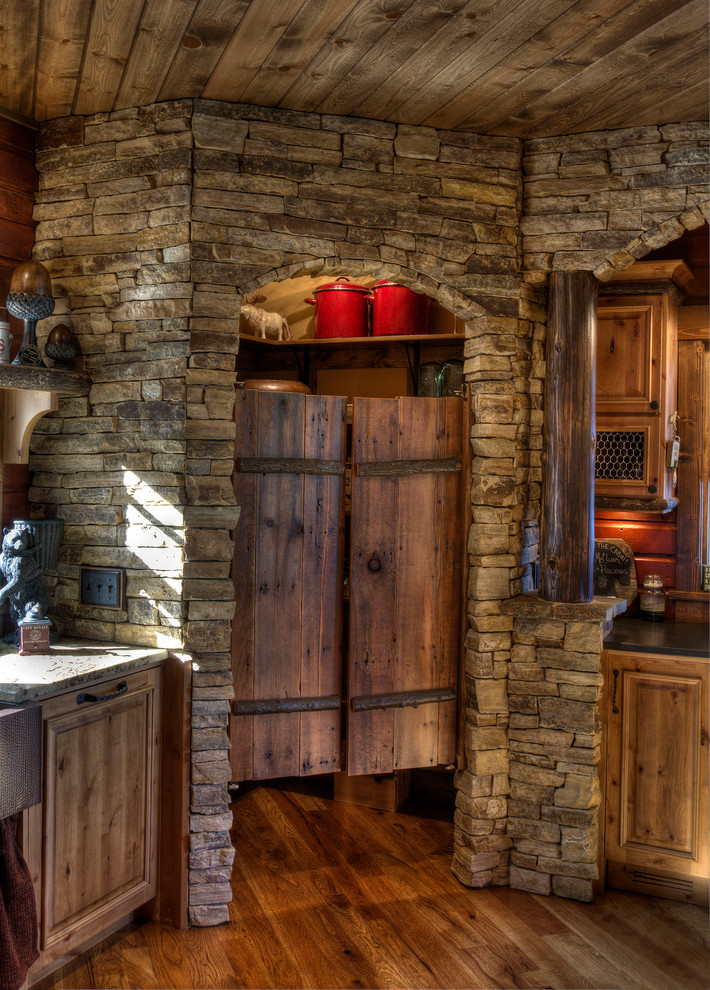 Rustic kitchen pantry in Minneapolis.