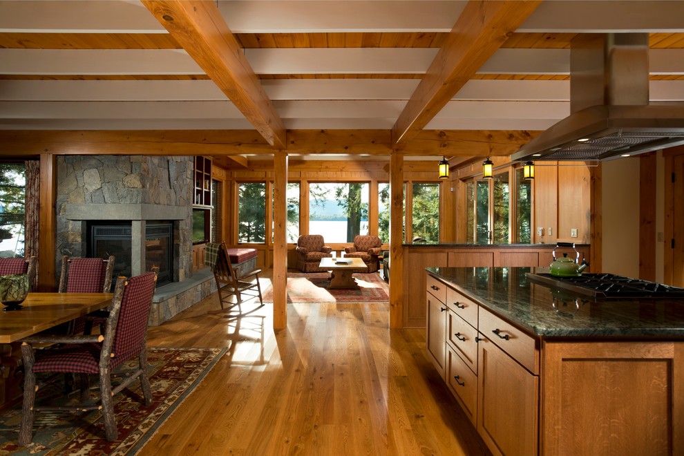 Pilot Knob, Lake NY Kitchen Boston by Balzer & Tuck