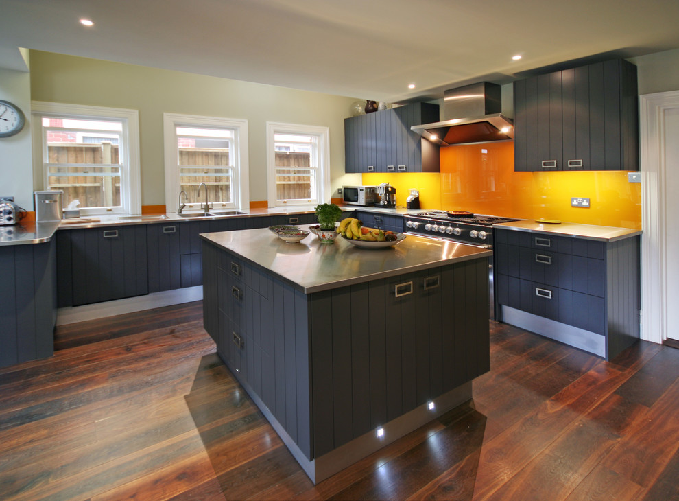 This is an example of a grey and cream kitchen in London.