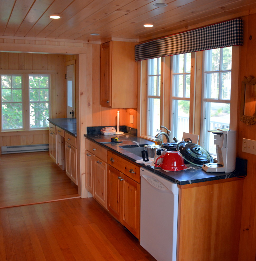 Mountain style kitchen photo in Portland Maine