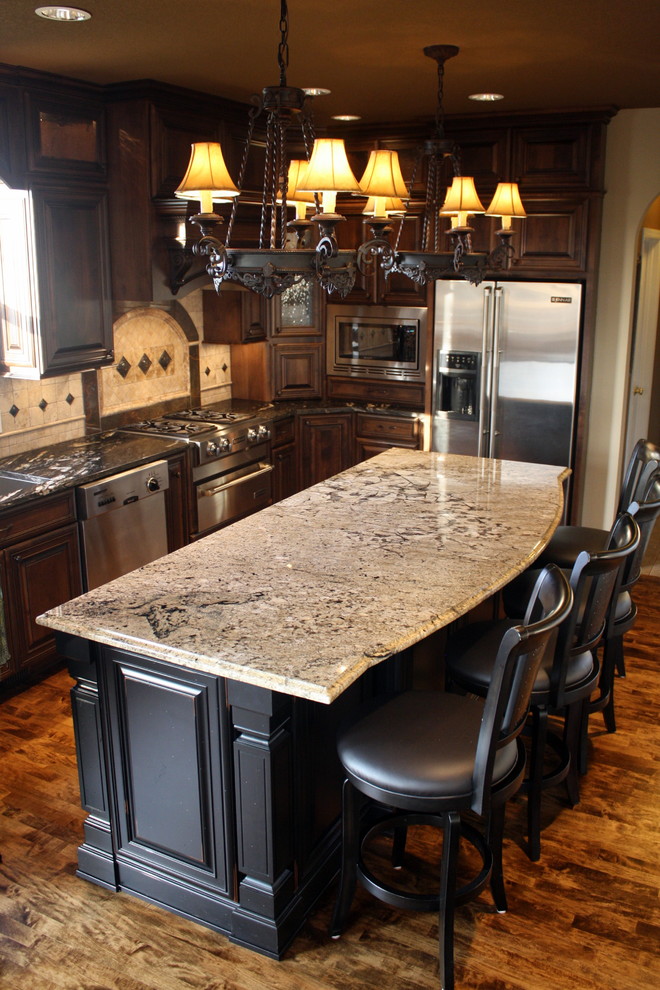 Plymouth Kitchen Remodel - Traditional - Kitchen - Minneapolis - by