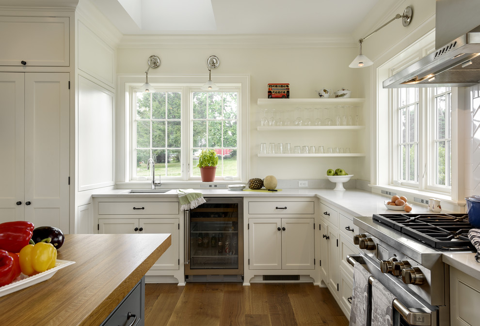 Inspiration for a rural kitchen in New York.