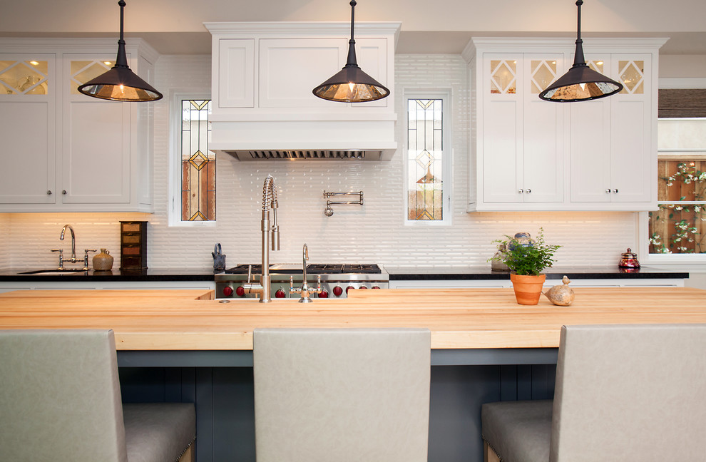 Inspiration for a transitional kitchen remodel in Orange County