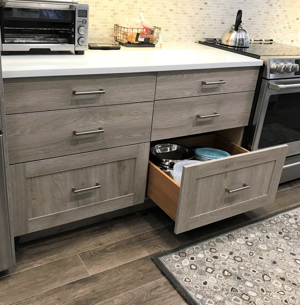 Pot Drawers - Transitional - Kitchen - Tampa - by UR Cabinets | Houzz