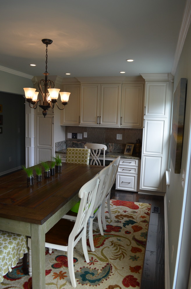 Potter Transitional Kitchen Nashville by Kitchen TuneUp
