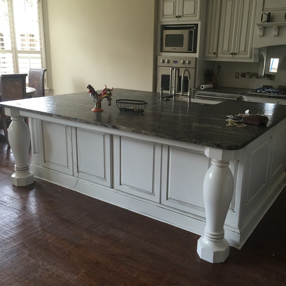 Prime Design LLC, Custom Kitchen Transitional Kitchen