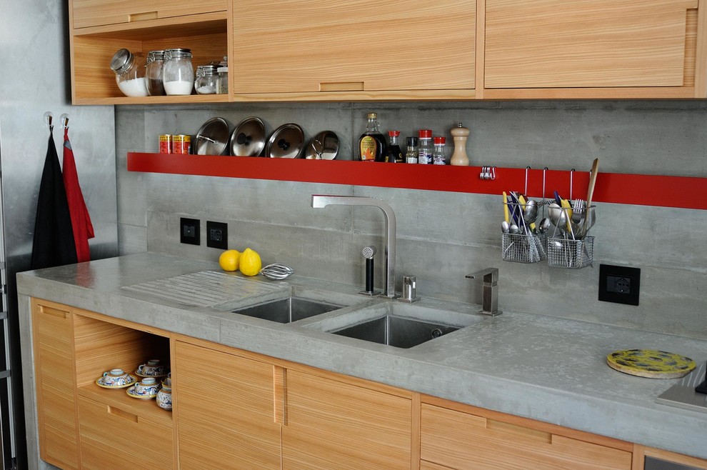 This is an example of an urban kitchen in Milan.