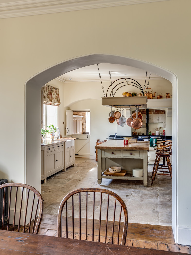 Photo of a classic kitchen in Wiltshire.