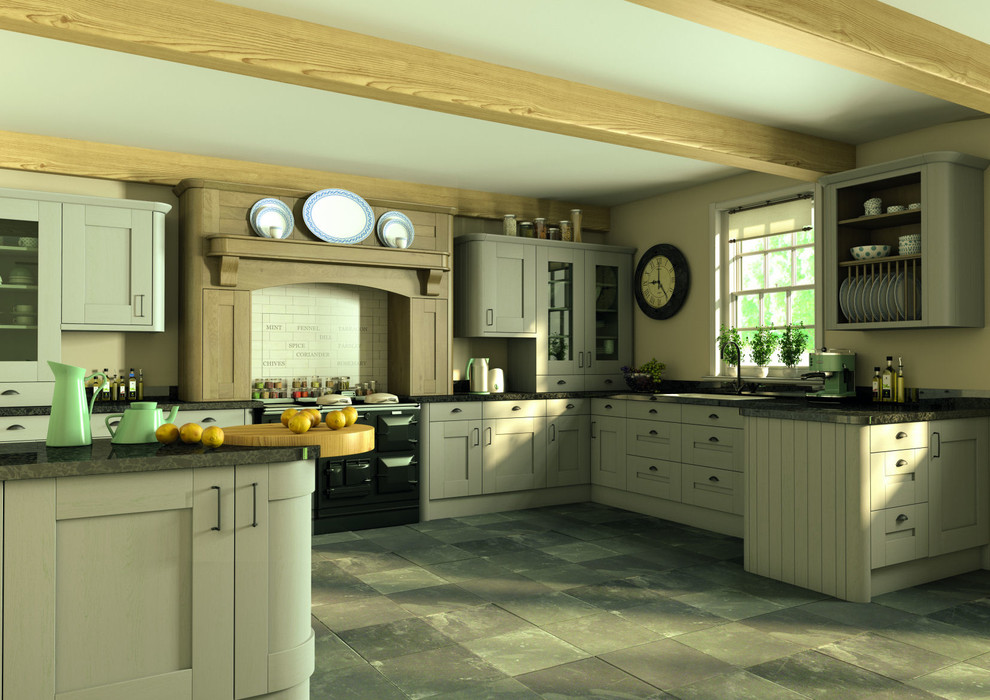 Diseño de cocina de estilo de casa de campo grande sin isla con encimera de acrílico, electrodomésticos negros y suelo de baldosas de cerámica