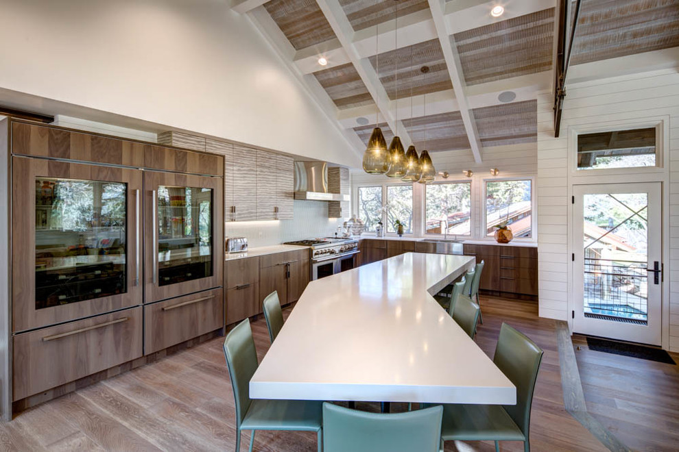 Inspiration for a contemporary kitchen in Salt Lake City.