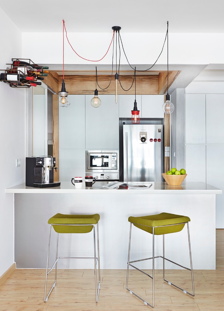Inspiration for a scandinavian kitchen remodel in Singapore