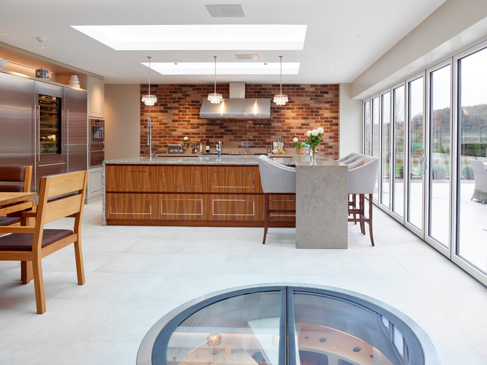 Pyrford Green Contemporary Kitchen Sussex by Seven Integration
