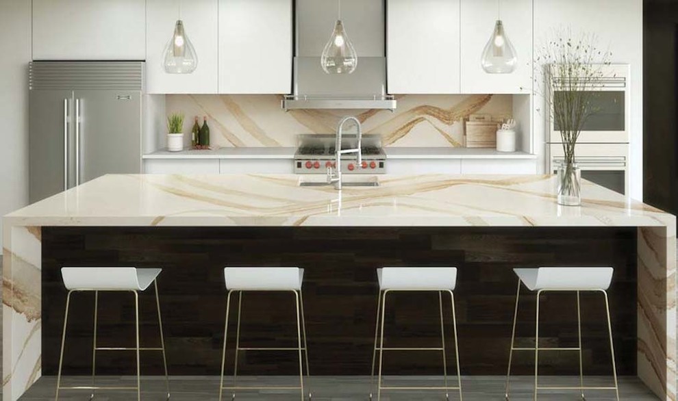 Design ideas for a large contemporary galley kitchen/diner in Orlando with a submerged sink, shaker cabinets, white cabinets, engineered stone countertops, multi-coloured splashback, stone slab splashback, stainless steel appliances, medium hardwood flooring, an island, brown floors and multicoloured worktops.