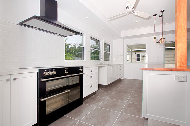 Queenslander Renovation Townsville Kitchen Townsville By Smith Sons Renovations Extensions Qld Houzz Au