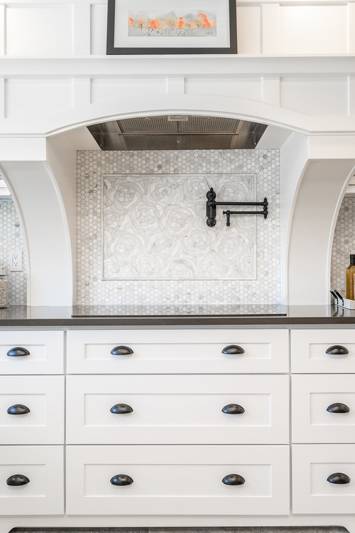 19+ Mother of Pearl Backsplash ( LUXURY GLAM ) - Iridescent Tiles