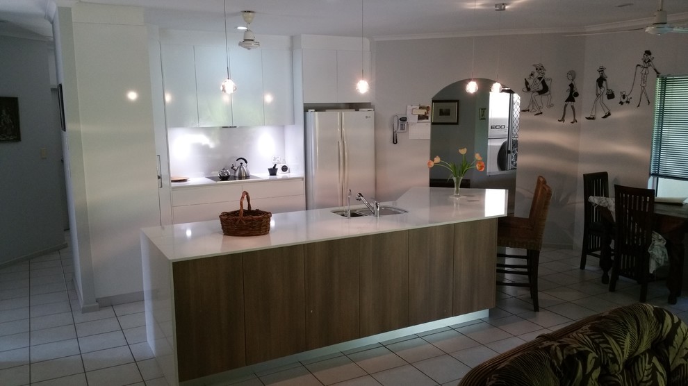 Rae - GUNN, NT - Modern - Kitchen - Darwin - by Brilliant Kitchens and ...
