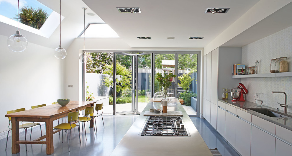 Design ideas for a contemporary kitchen in Dublin.