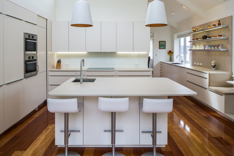 Design ideas for a traditional kitchen in Wellington.