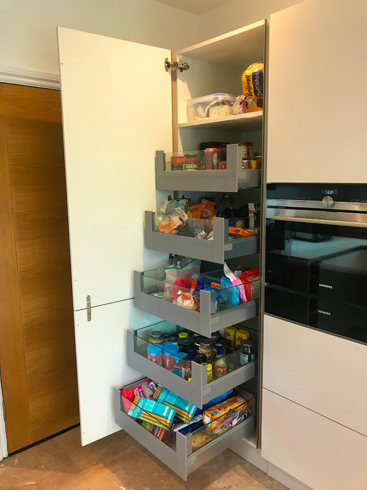 Razzell Twickenham Modern Kitchen London by Sheraton