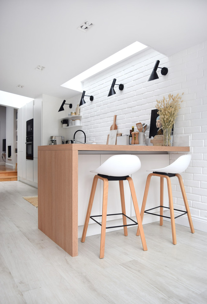 Inspiration for a scandinavian kitchen in London.