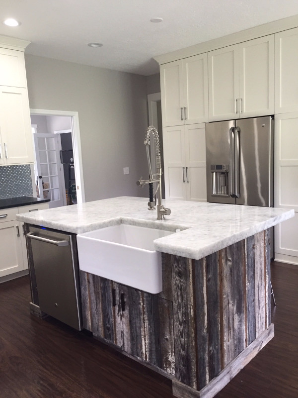 RECLAIMED BARN WOOD ISLAND Farmhouse Kitchen Orlando by